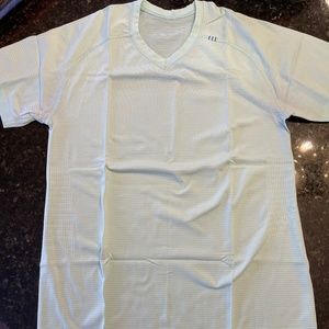 Men lulu lemon metal vent tech - V-neck